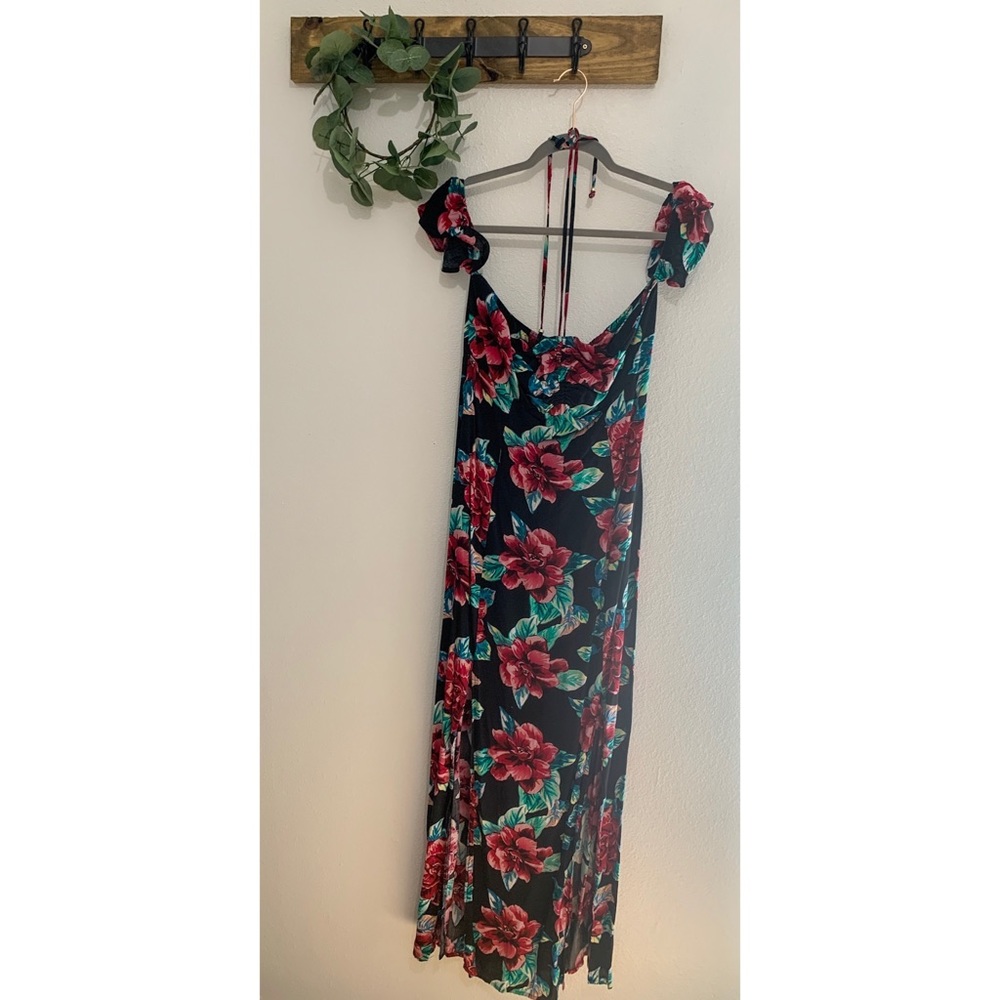 Off shoulder maxi floral dress